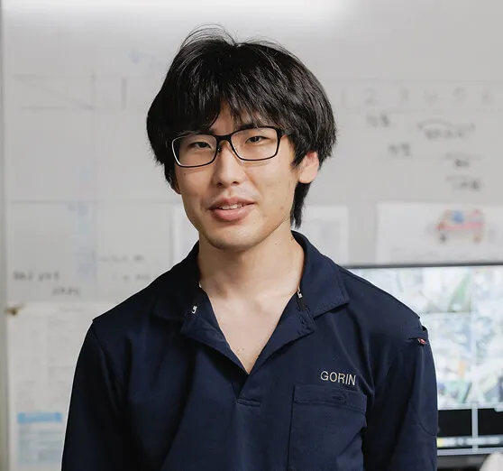 高校を出て、ここで手に職をつけました。
